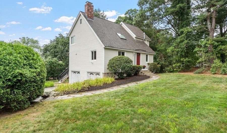 1 Heather Hill Rd, Acton, MA 01720 - 3 Beds, 2 Bath