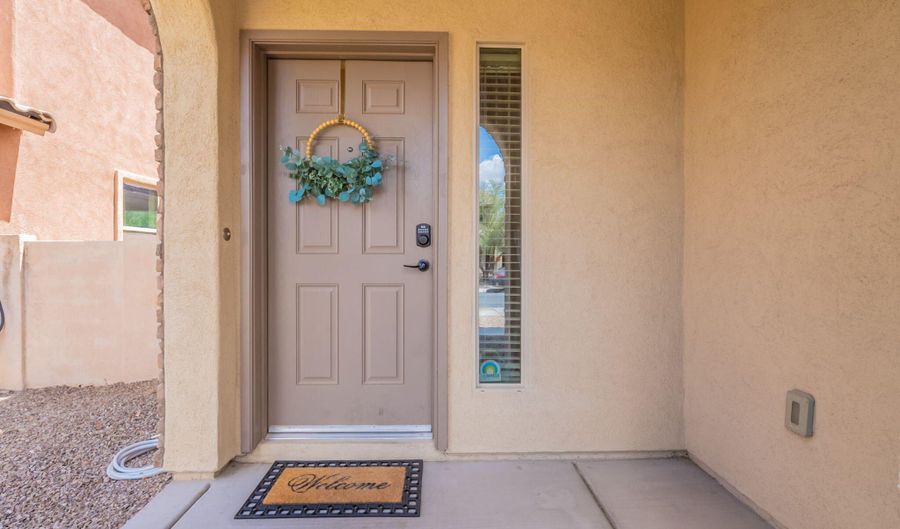 681 W Calle Ocarina, Sahuarita, AZ 85629 - 3 Beds, 3 Bath