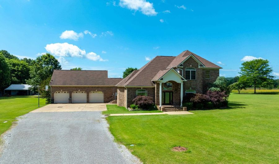 1200 Rounds Rd, Batesville, AR 72501 - 4 Beds, 4 Bath