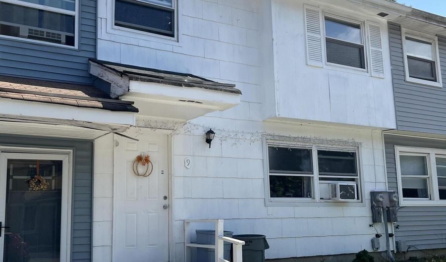 9 Lexington Blvd, Barnegat, NJ 08005 - 3 Beds, null Bath