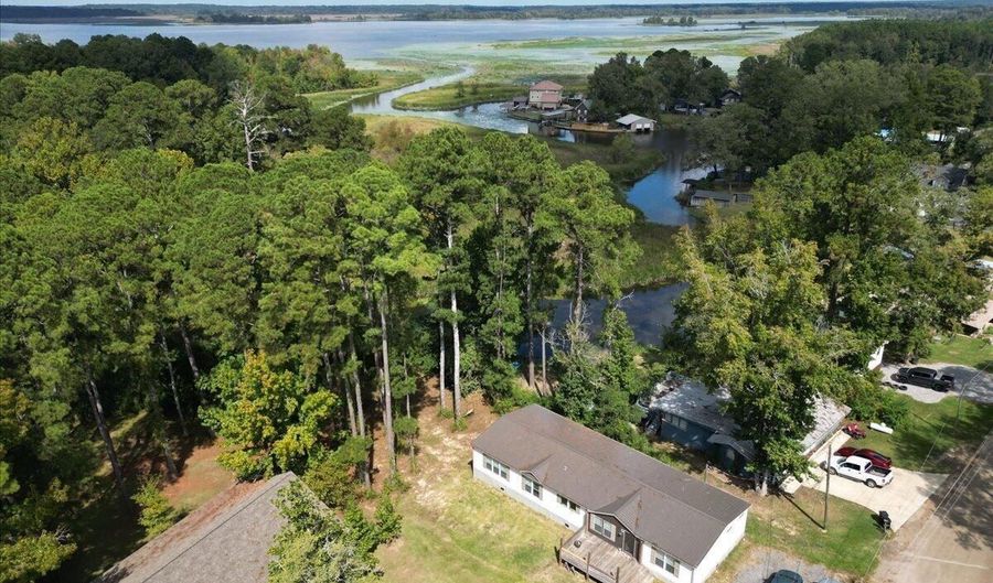 349 Lake Harbor Rd, Brandon, MS 39047 - 4 Beds, 2 Bath