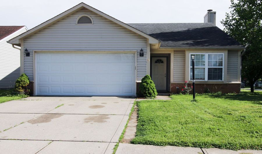 1375 Summer Mdw, Indianapolis, IN 46217 - 2 Beds, 2 Bath