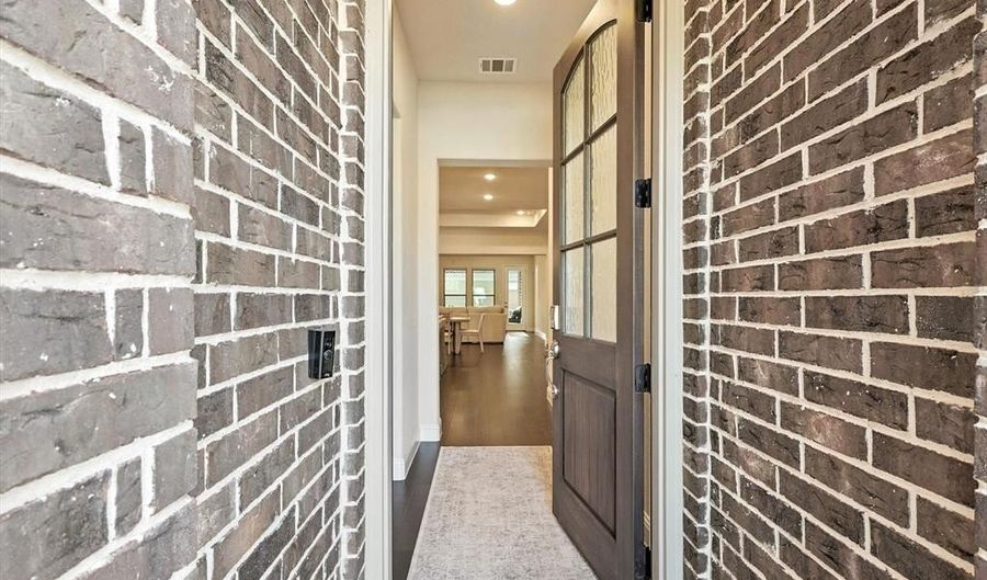 7624 Newtown, The Colony, TX 75056 - 2 Beds, 3 Bath