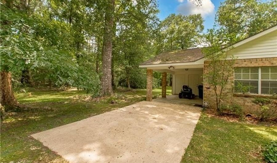 63074 NORTHWOOD Dr, Bogalusa, LA 70427 - 2 Beds, 1 Bath