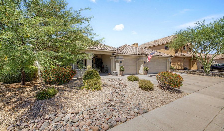 4606 E PEAK VIEW Rd, Cave Creek, AZ 85331 - 4 Beds, 2 Bath
