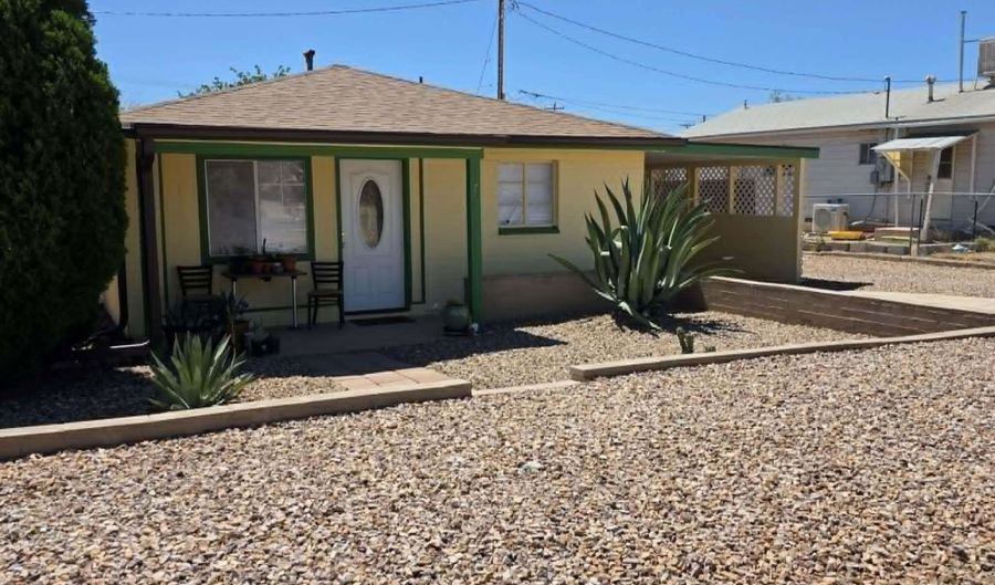 178 N Park Ln, Benson, AZ 85602 - 2 Beds, 1 Bath