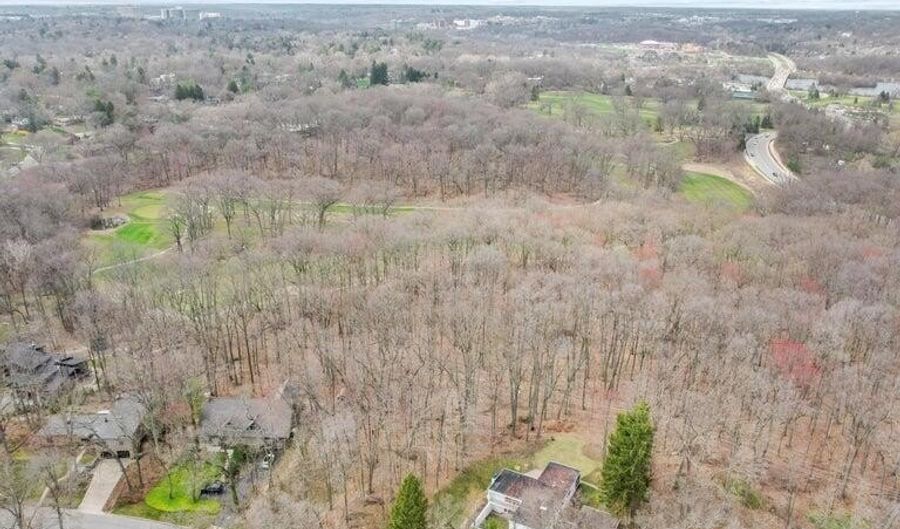3081 Overridge Dr, Ann Arbor, MI 48104 - 4 Beds, 5 Bath