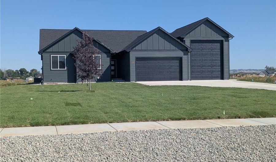 6333 Fresh Water Ln, Billings, MT 59106 - 3 Beds, 2 Bath