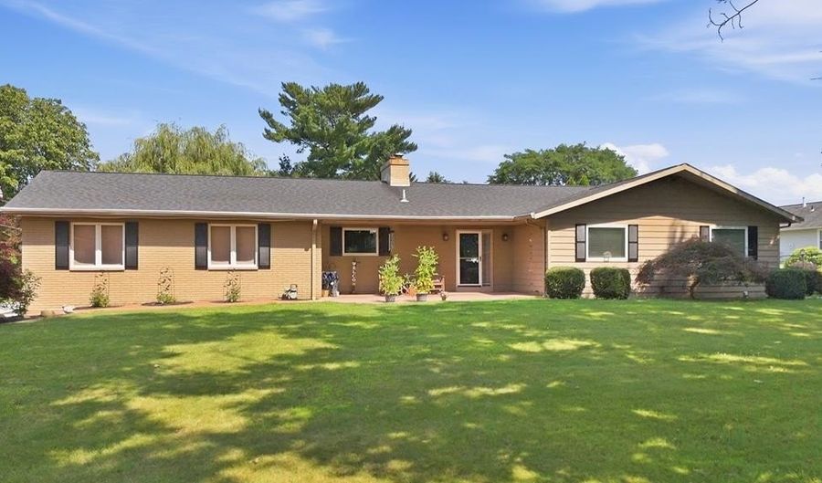 2221 Mifflin Ave, Ashland, OH 44805 - 4 Beds, 3 Bath