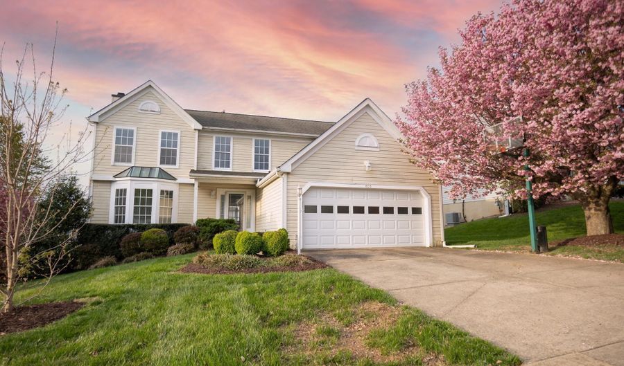 405 GOLDEN OAKS Ct, Bel Air, MD 21015 - 4 Beds, 3 Bath