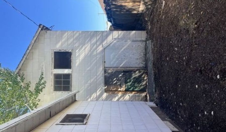 307 N. Rine St, Alturas, CA 96101 - 2 Beds, 1 Bath