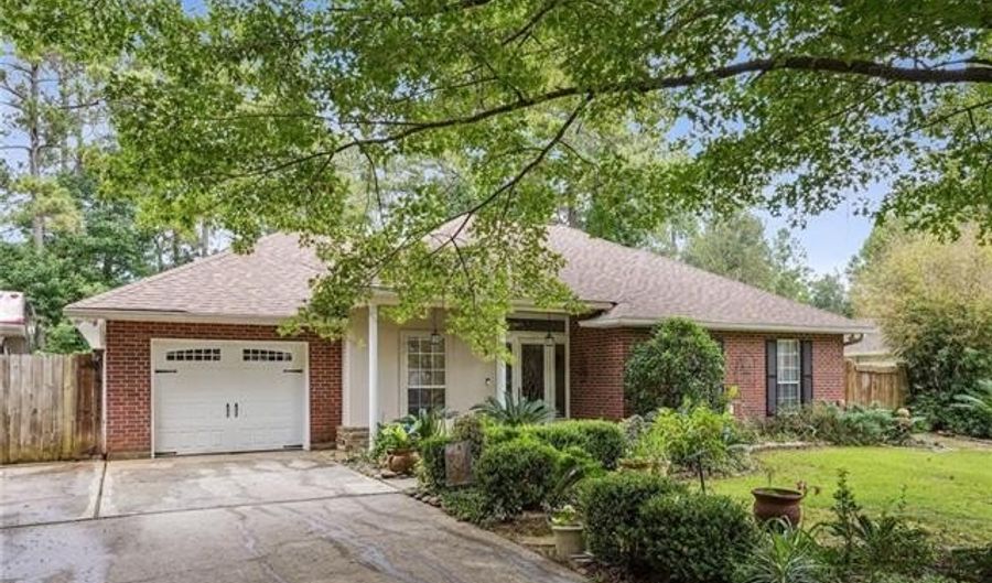 71215 SLOOPE Pl, Abita Springs, LA 70420 - 4 Beds, 2 Bath