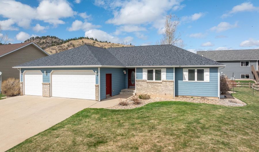 1742 Iron Horse Loop, Spearfish, SD 57783 - 5 Beds, 3 Bath