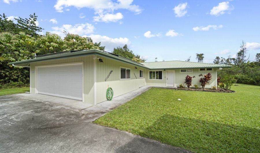 15-1311 RAILROAD Ave, Keaau, HI 96749 - 3 Beds, 2 Bath