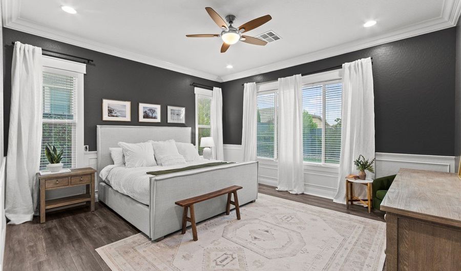 10578 Golden Light Way, Las Vegas, NV 89135 - 5 Beds, 4 Bath