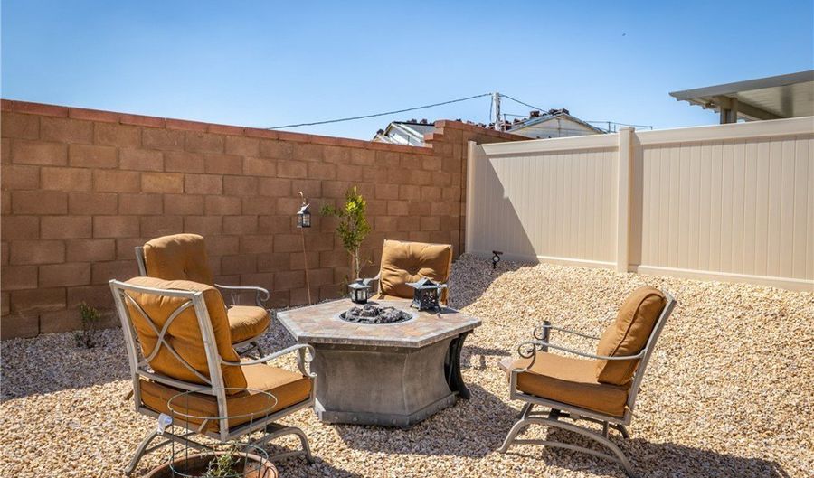 1733 Oleander Pl, Banning, CA 92220 - 2 Beds, 2 Bath