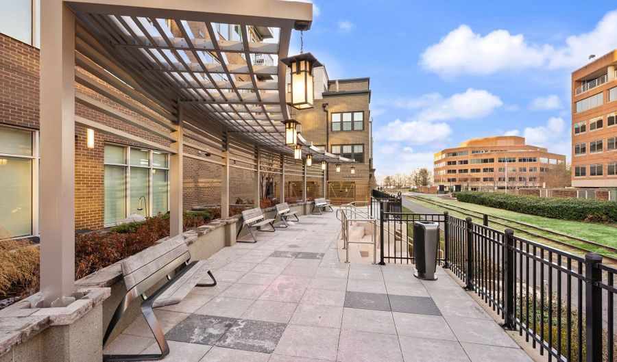 925 N FAIRFAX St 207, Alexandria, VA 22314 - 1 Beds, 1 Bath