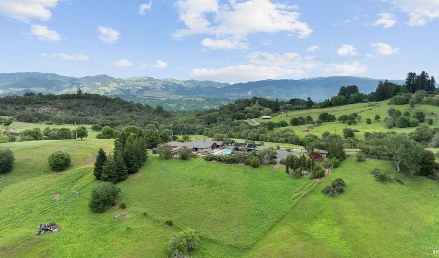 127 Mountain Meadow Rd, Santa Rosa, CA 95404 - 4 Beds, 3 Bath