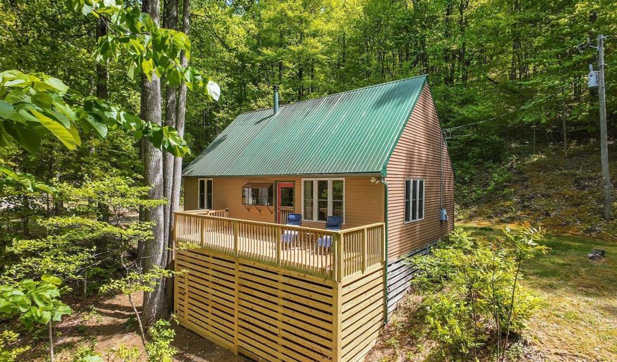 270 LITTLE CABIN Rd, Amherst, VA 24521 - 2 Beds, 2 Bath