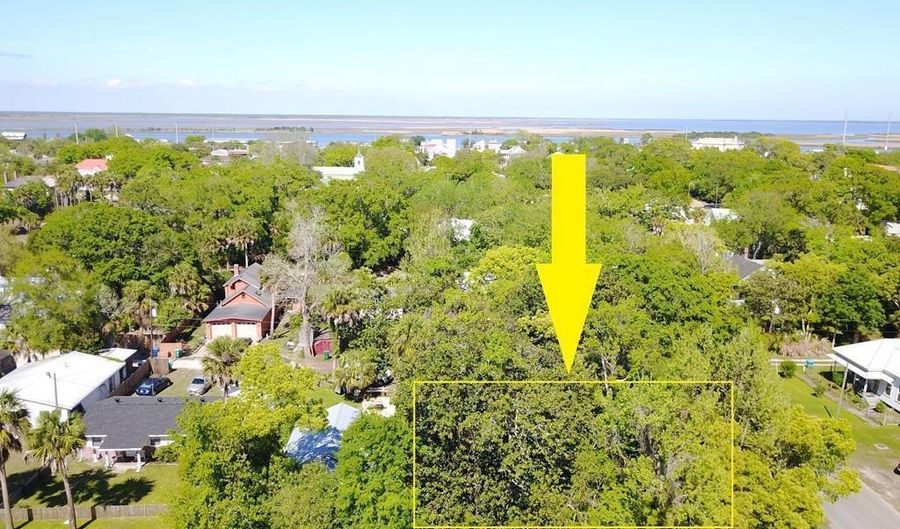63 8th St, Apalachicola, FL 32320 - 0 Beds, 0 Bath