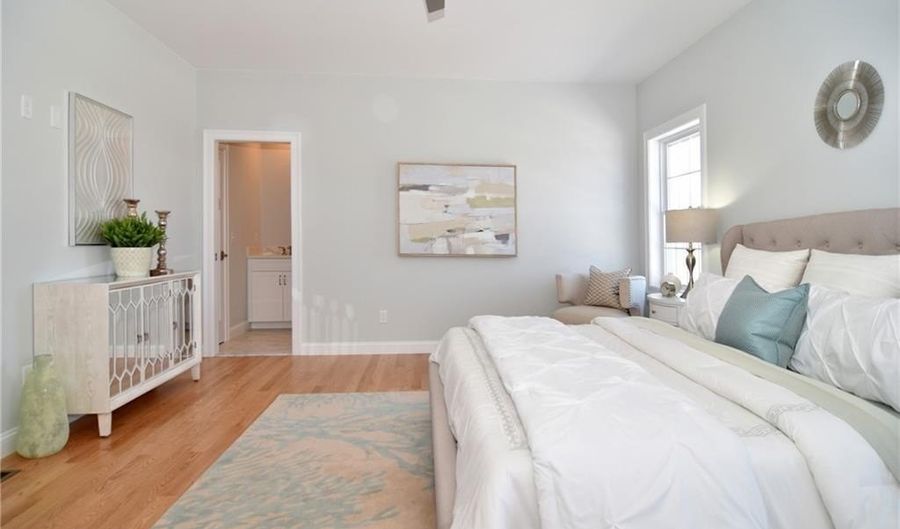 515 School St, North Kingstown, RI 02852 - 3 Beds, 3 Bath