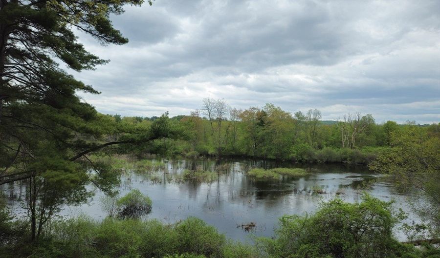 461 N Orange Rd, Athol, MA 01331 - 3 Beds, 1 Bath