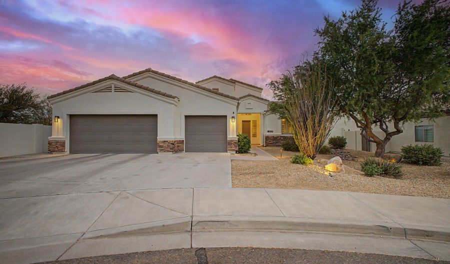 5127 E MAZATZAL Dr, Cave Creek, AZ 85331 - 5 Beds, 4 Bath