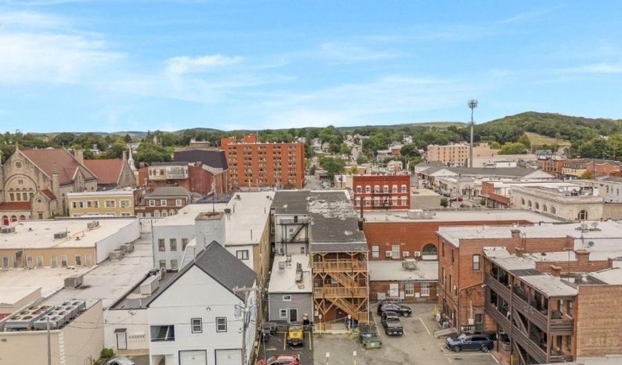 32 W Blackwell St, Andover, NJ 07801 - 0 Beds, 0 Bath