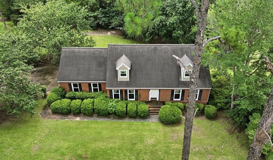 501 Divine Dr, Albany, GA 31721 - 4 Beds, 2 Bath
