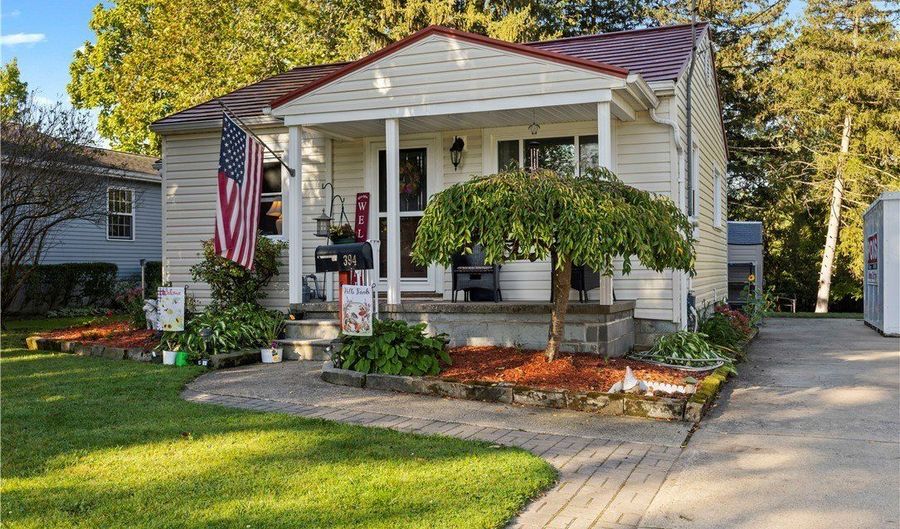 394 Long St, Amherst, OH 44001 - 2 Beds, 2 Bath