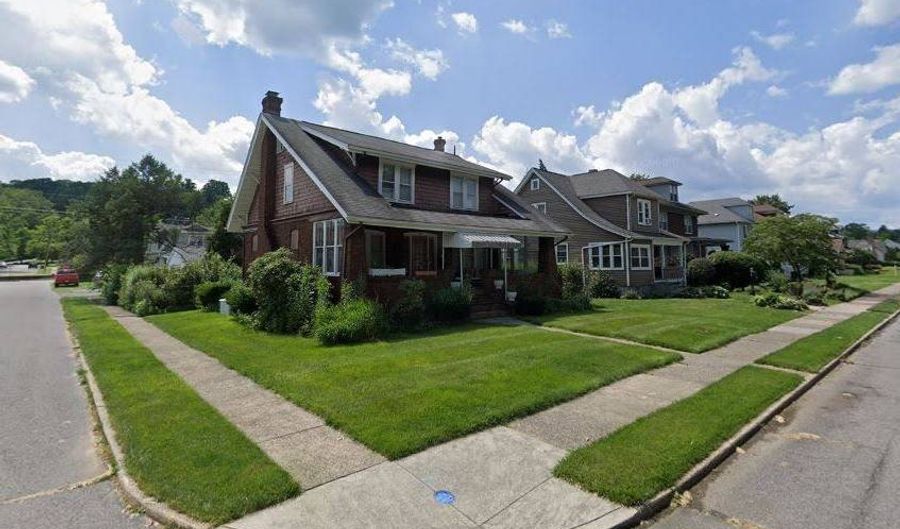 116 Aldrich Ave, Altoona, PA 16602 - 5 Beds, 3 Bath