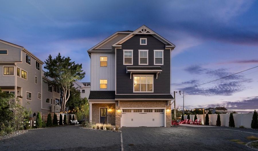 39546 Admiral Rd, Bethany Beach, DE 19930 - 5 Beds, 4 Bath