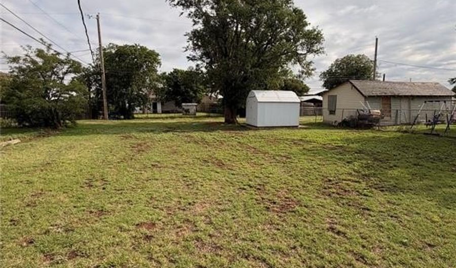 919 Lee Ora St, Altus, OK 73521 - 3 Beds, 1 Bath
