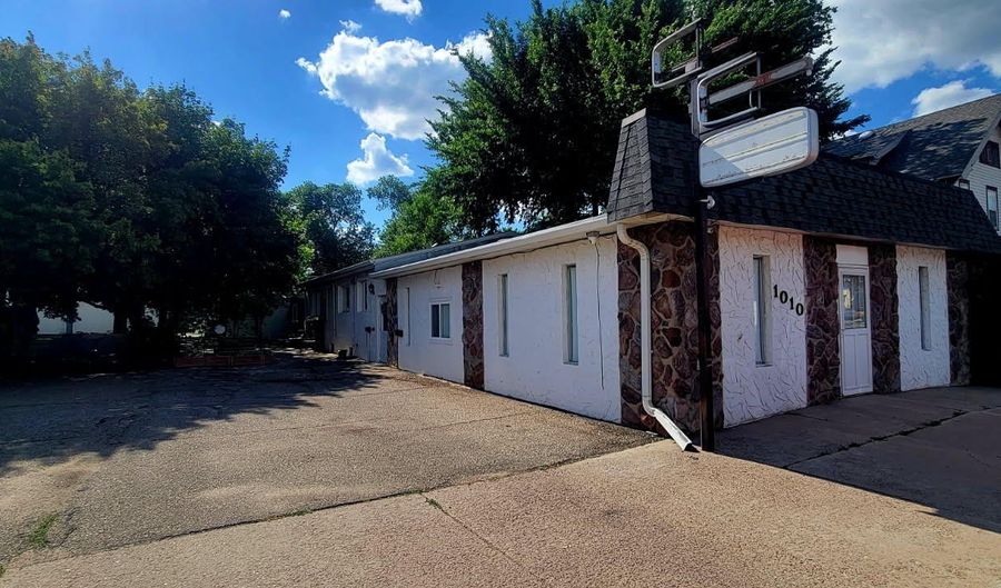 1010 S Main St, Aberdeen, SD 57401 - 0 Beds, 0 Bath