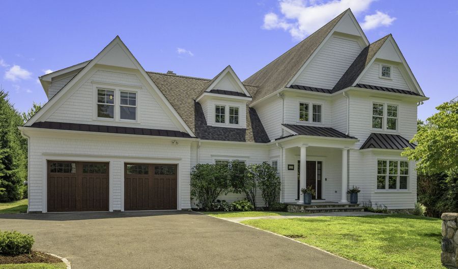 22 Gardiner St, Darien, CT 06820 - 5 Beds, 5 Bath