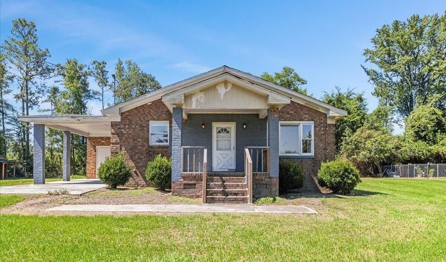 1330 E Hanrahan Rd, Ayden, NC 28513 - 2 Beds, 2 Bath