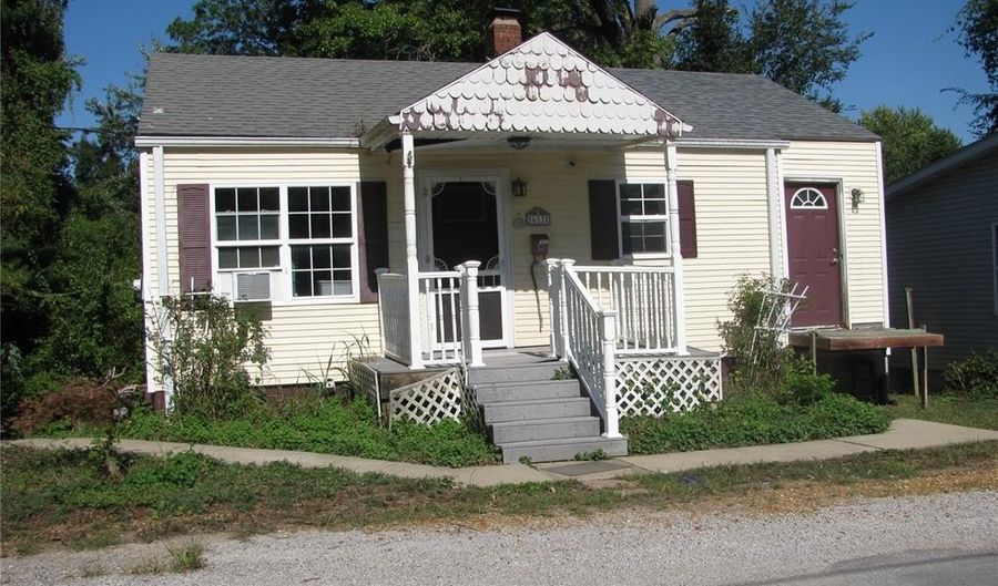 613 Leonard St, Alton, IL 62002 - 1 Beds, 1 Bath