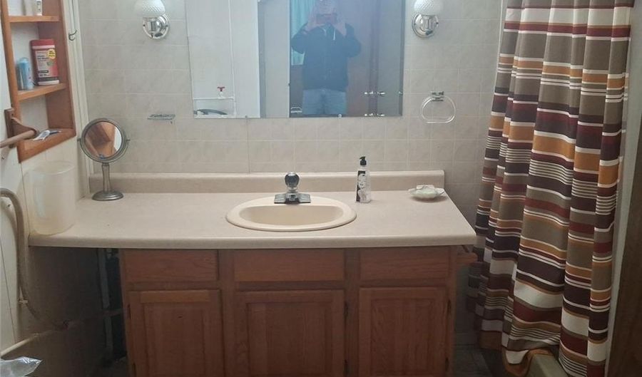 N11310 E Shore Rd 39, Ainsworth, WI 54462 - 2 Beds, 1 Bath