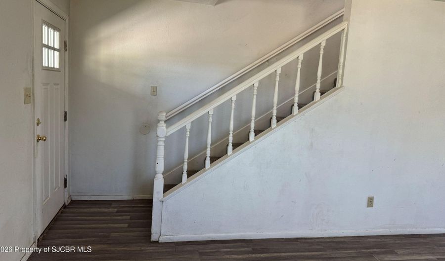 403 E CEDAR Ave, Bloomfield, NM 87413 - 3 Beds, 3 Bath