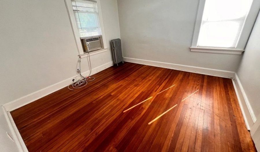 418 Dewitt Ave, Belleville, NJ 07109 - 4 Beds, 2 Bath