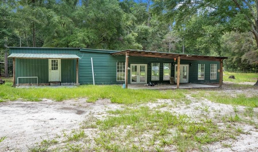3749 SW 22nd Pl, Bell, FL 32619 - 2 Beds, 2 Bath