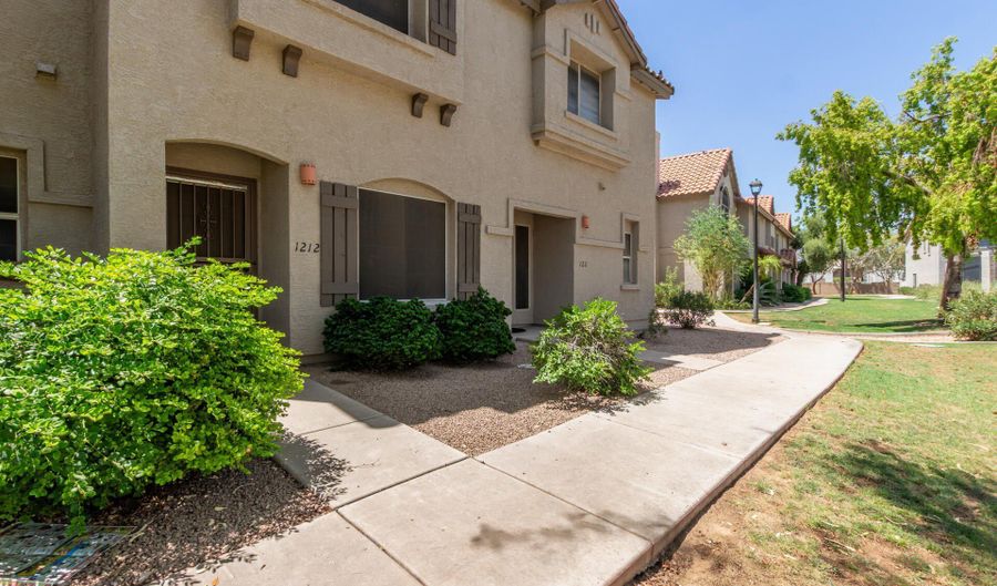 1961 N HARTFORD St 1212, Chandler, AZ 85225 - 3 Beds, 3 Bath