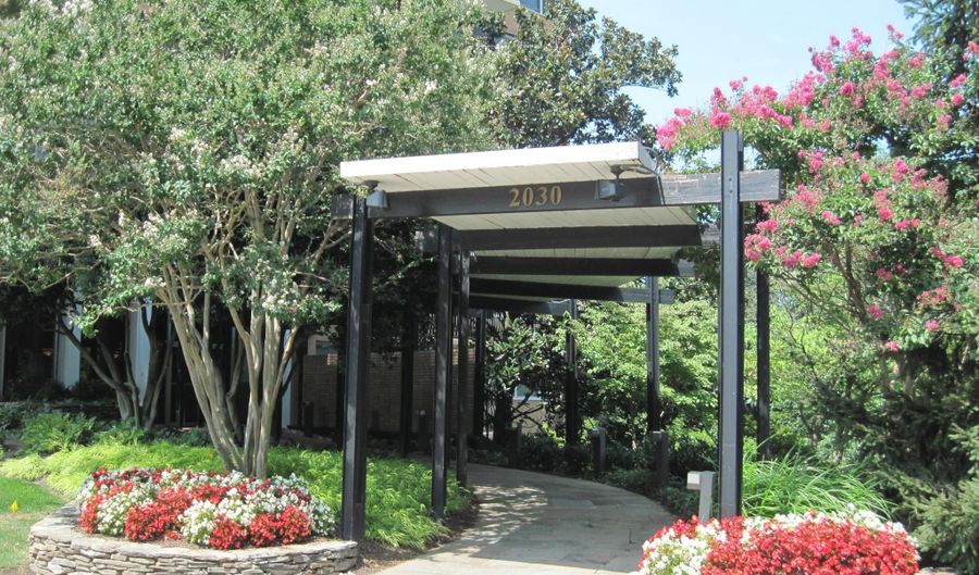 2030 N ADAMS St 1008, Arlington, VA 22201 - 1 Beds, 1 Bath