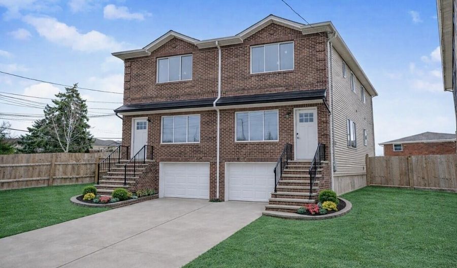 378 Atlantic Ave, Staten Island, NY 10305 - 4 Beds, 4 Bath