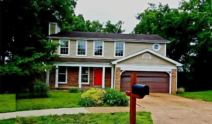 1545 Greenfield Crossing Ct, Ballwin, MO 63021 - 4 Beds, 4 Bath