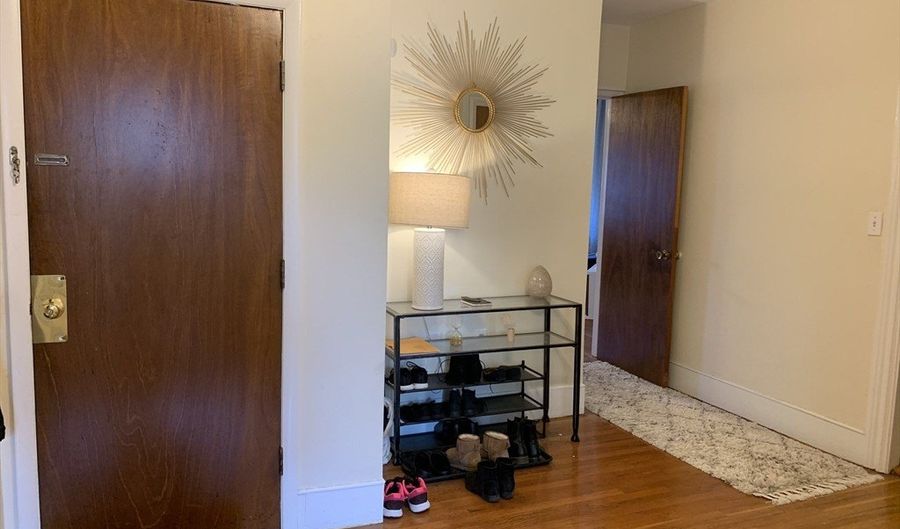 7 Mount Vernon St 5, Boston, MA 02135 - 3 Beds, 1 Bath