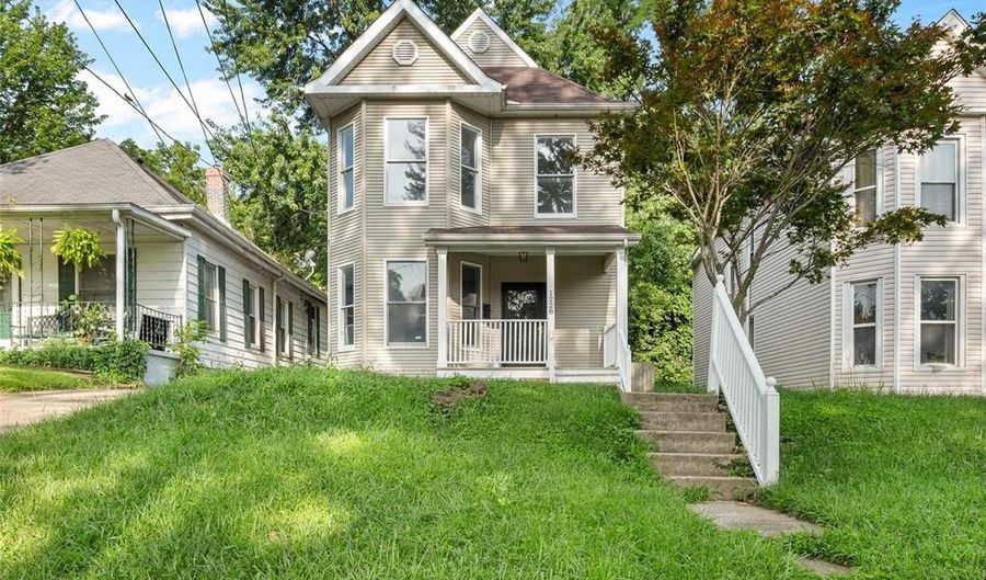 1228 Alton St, Alton, IL 62002 - 3 Beds, 2 Bath