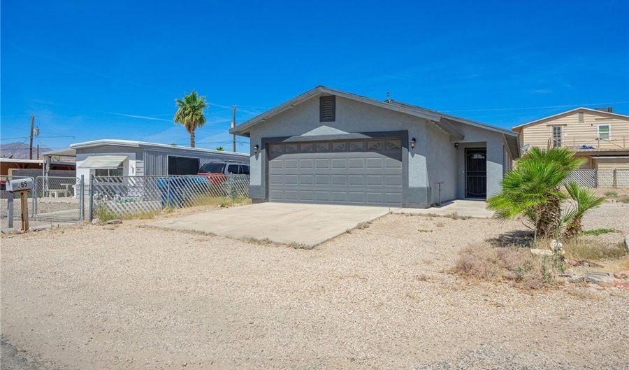 365 Meander Dr, Bullhead City, AZ 86442 - 3 Beds, 2 Bath