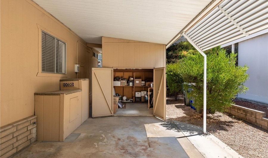 8975 Lawrence Welk 217, Escondido, CA 92026 - 2 Beds, 2 Bath