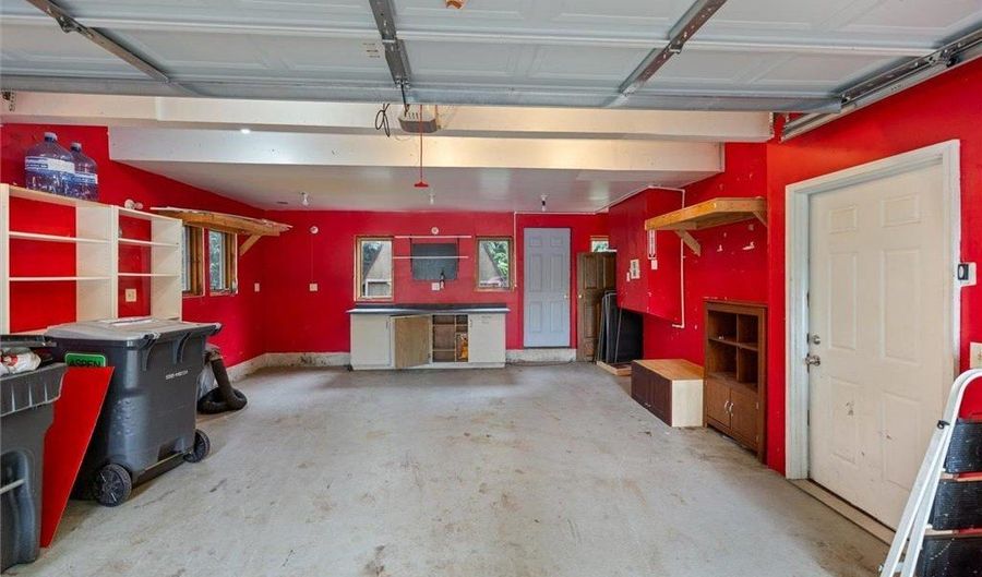 7872 142nd St W, Apple Valley, MN 55124 - 4 Beds, 3 Bath